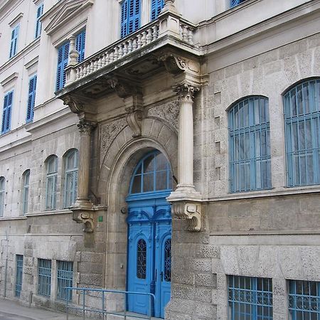 Hotel Veli Joze Pula Bagian luar foto