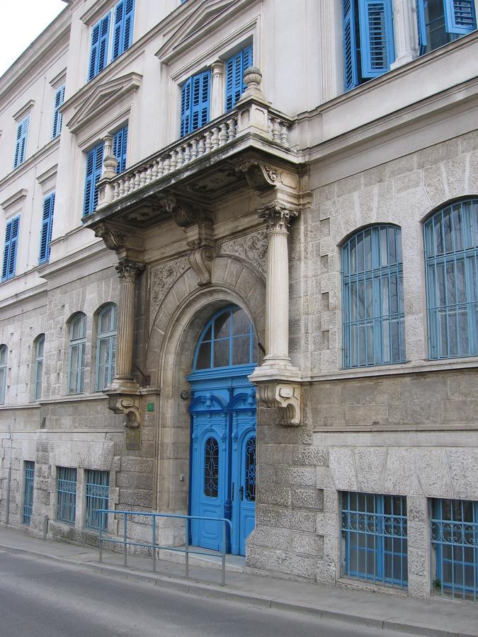 Hotel Veli Joze Pula Bagian luar foto
