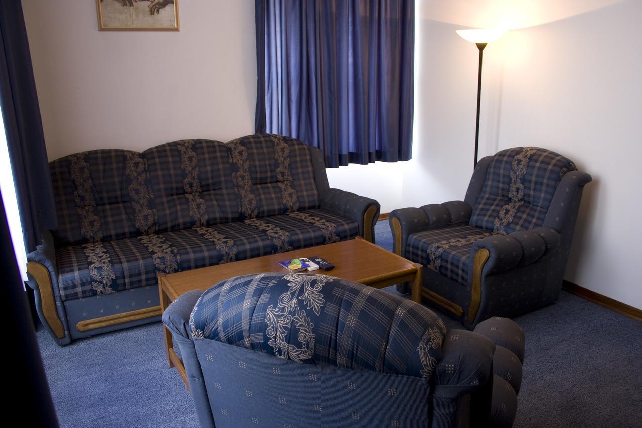 Hotel Veli Joze Pula Bagian luar foto